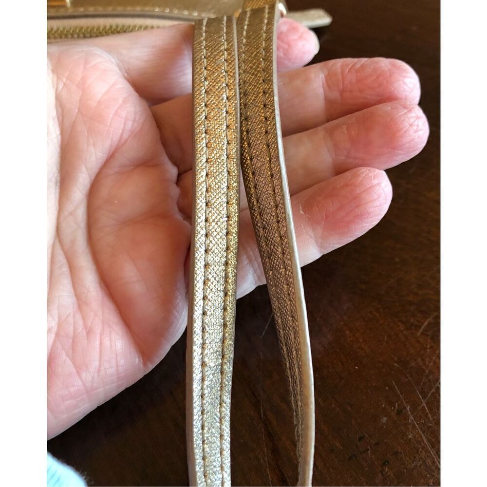 KATE SPADE ♠️ - 🎉HP🎉 EUC Rose Gold Metallic Leather Laurel Way Tinie Wristlet - Picture 10 of 16